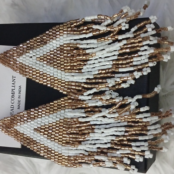 NWT Natasha Couture Gold/Brown White Beaded Fringe Boho Festival Earrings - Picture 4 of 13